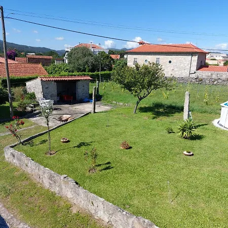 게스트하우스 Quinta Da Ponte 3*